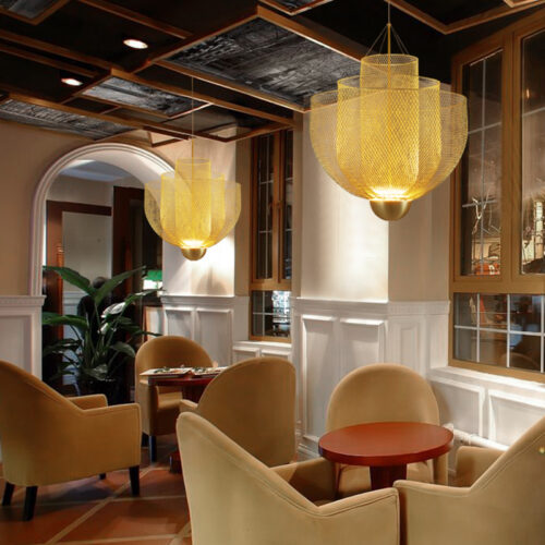 Modern Gold LED Chandelier Pendant Lights for Dining Room, Restaurant, and Bar